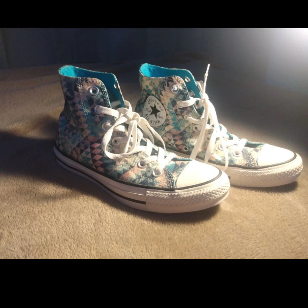 Converse high top